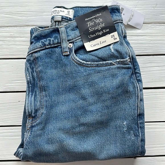 NWT A&F Curve Love Ultra High Rise 90s Straight Medium W.Criss-Cross Waist sz 0 - Picture 2 of 12